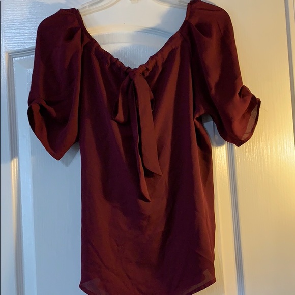 Top - Picture 2 of 3